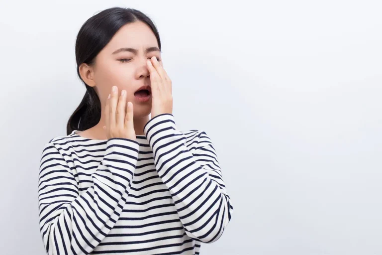 Sneezing Twice Meaning: A Comprehensive Guide To Double Sneezes